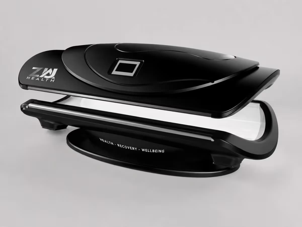 Z6N Plus Red Light Bed, open